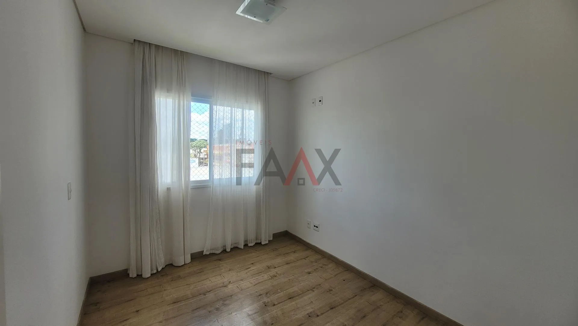Imagem Apartamento á venda no CENTRO de Guarapuava próximo ao Lago