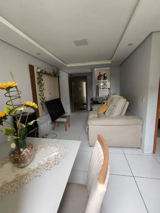 Imagem Apartamento com 2 quartos em Pirajá