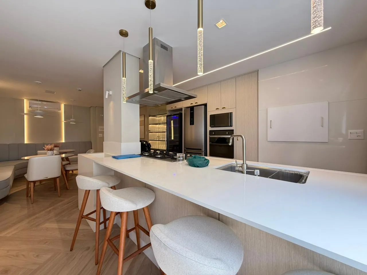 Foto do imóvel Apartamento à venda com 69.08m2 por R$ 950.000,00