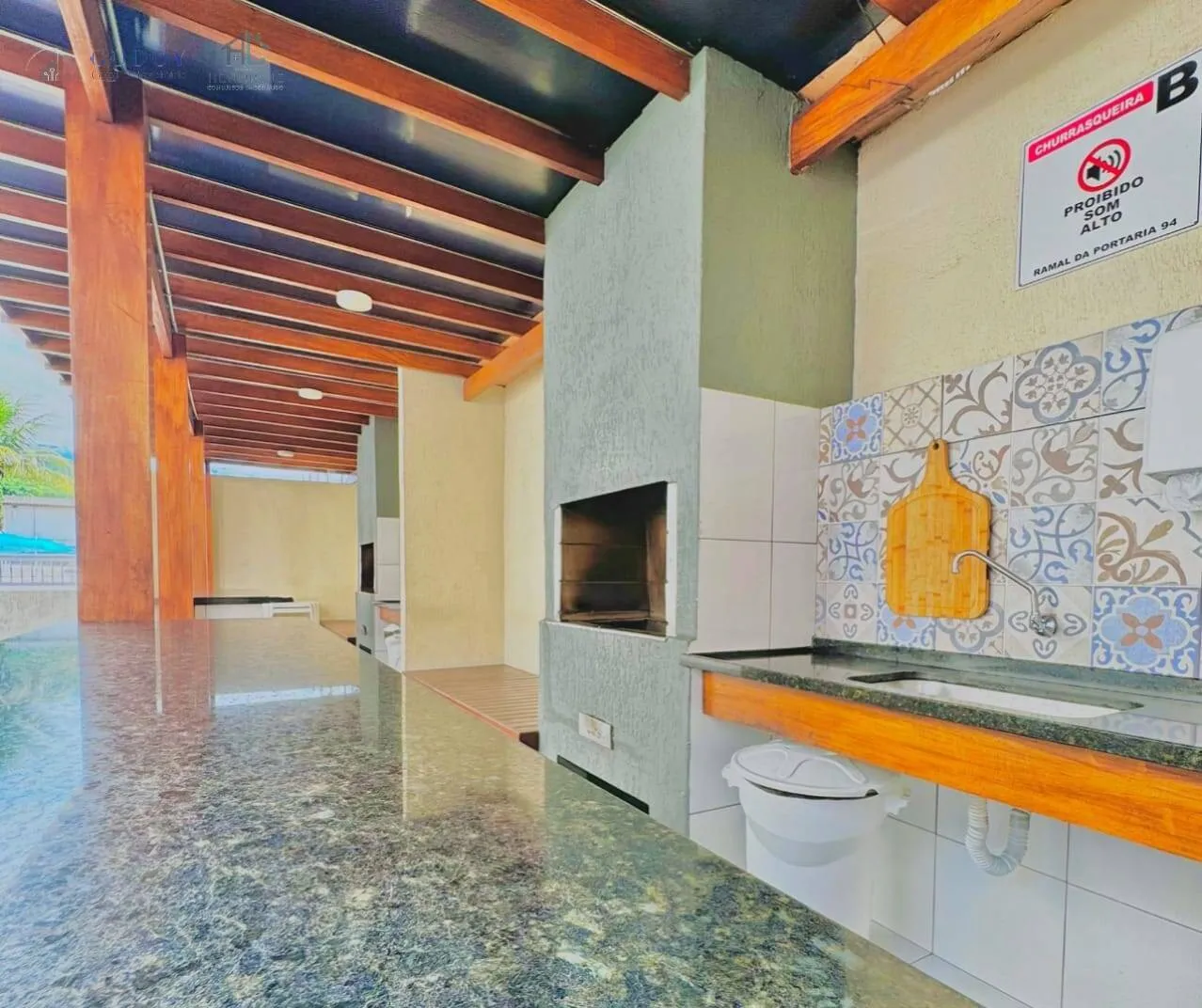Imagem Apartamento 2 Quartos em Condomínio com Piscina - Pronto para Morar
