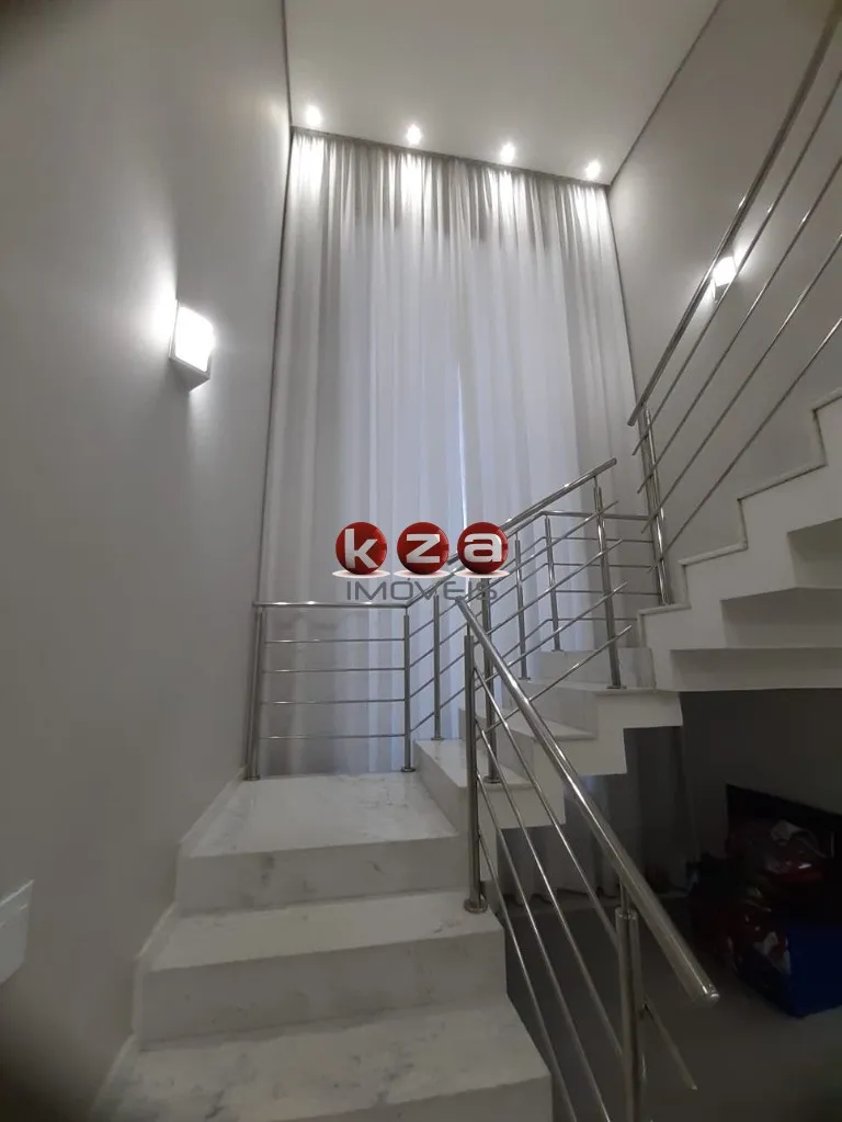 Imagem Casa de alto padrão em condomínio: 3 quartos, 3 suítes, 2 salas, 5 banheiros, 4 vagas, 200m² - Residencial Real Parque, Sumaré-SP.