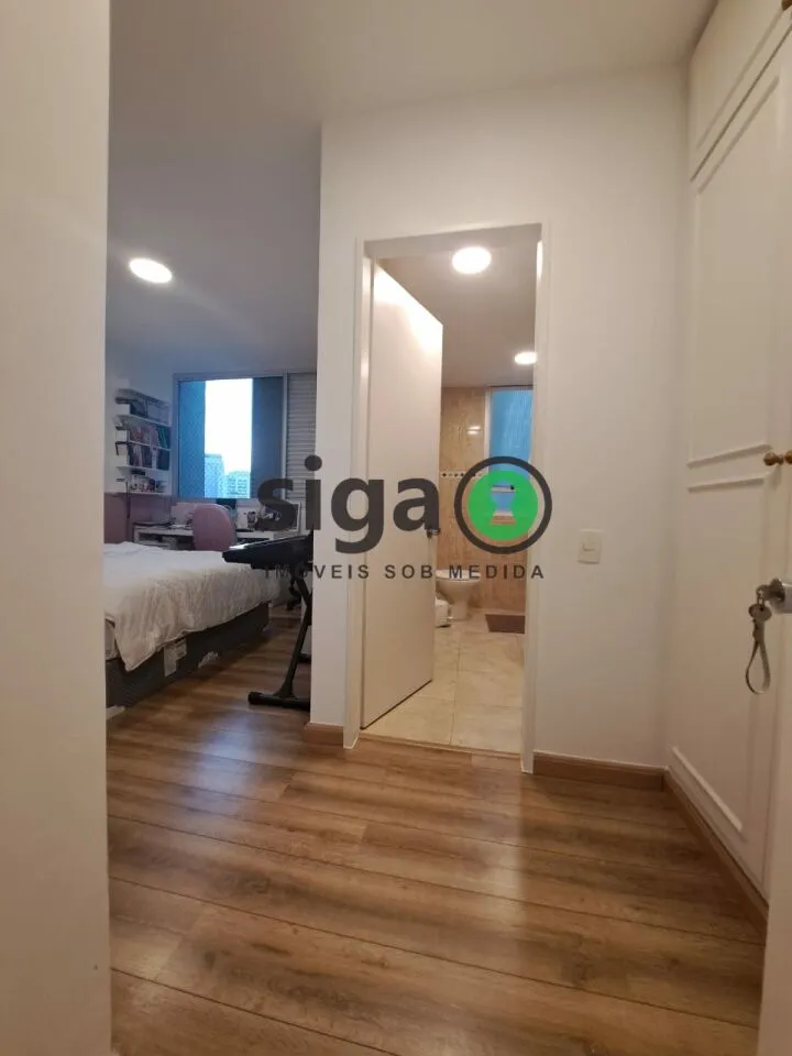 Imagem APARTAMENTO COM 202M² 4 QUATOS A VENDA NO CONDOMÍNIO PORTAL DO MORUMBI