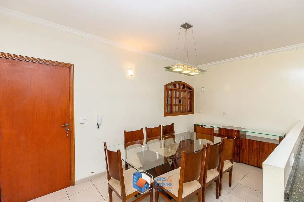 Imagem Casa para venda em Jardim Aeroporto com 2 quartos, sendo 2 suítes, 136m²