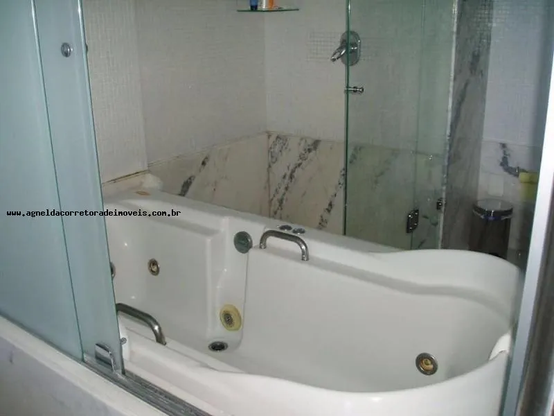 Imagem Flat para Venda em Natal, Petrópolis, 1 dormitório, 1 suíte, 1 banheiro, 1 vaga
