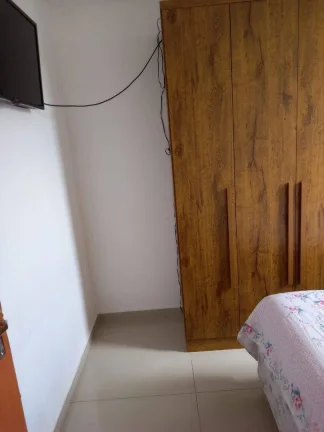 Imagem Vendo Apartamento no Condomínio Hibisco no Jardim Vitoria