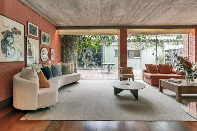 Imagem Linda Casa no Alto de Pinheiros, SP
