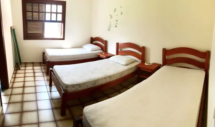 Imagem Linda casa com 4 dormitórios sendo 2 suíts´s e ar condicionado e pisicna e área gourmet maravilhosa