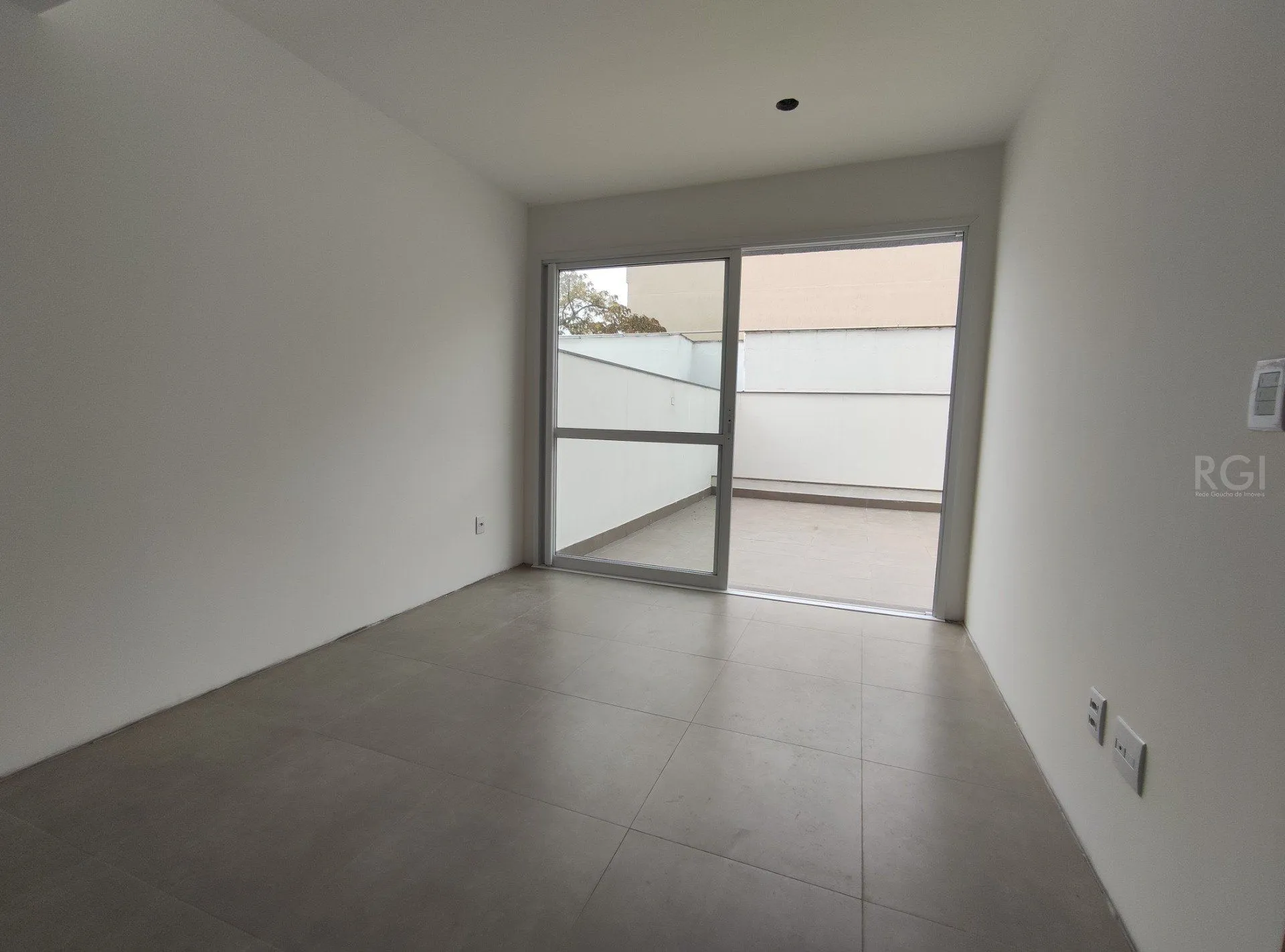 Imagem Duplex para Venda - 179.08m², 2 dormitórios, sendo 2 suites, 2 vagas - Petrópolis
