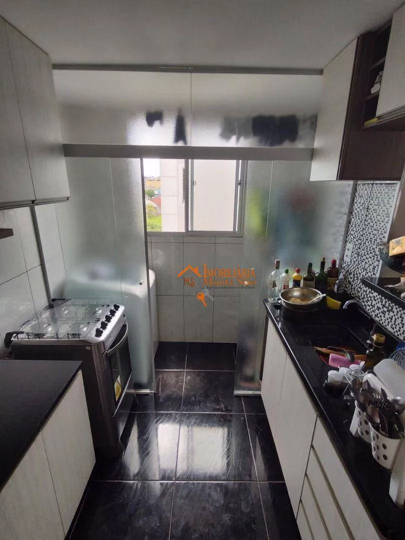 Imagem Apartamento com 2 dormitórios à venda, 43 m² por R$ 222.600,00 - Vila Alzira - Guarulhos/SP