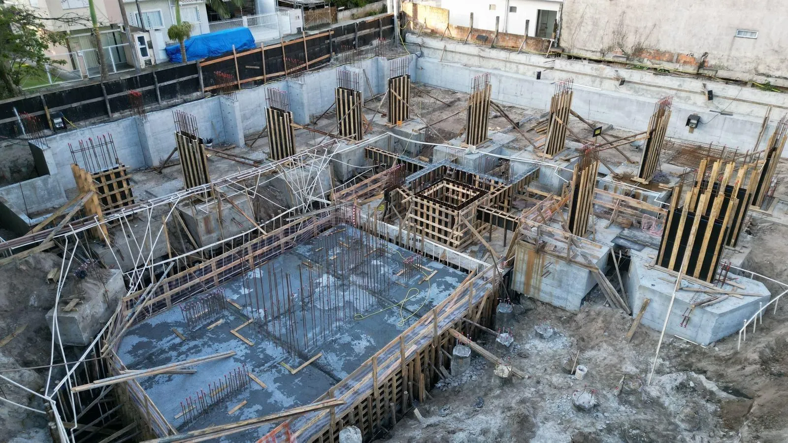 Imagem Apartamento à venda em Itapema, Meia Praia, com 3 quartos, 102.25m2