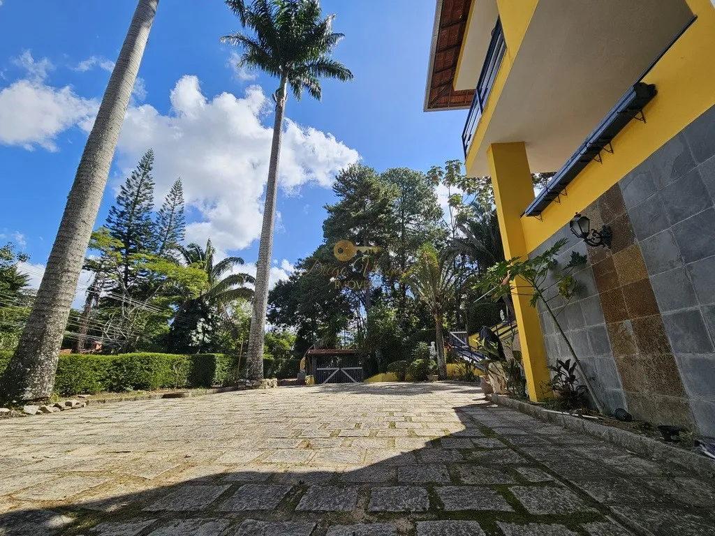 Imagem Casa para Venda em Teresópolis / RJ no bairro Pessegueiros