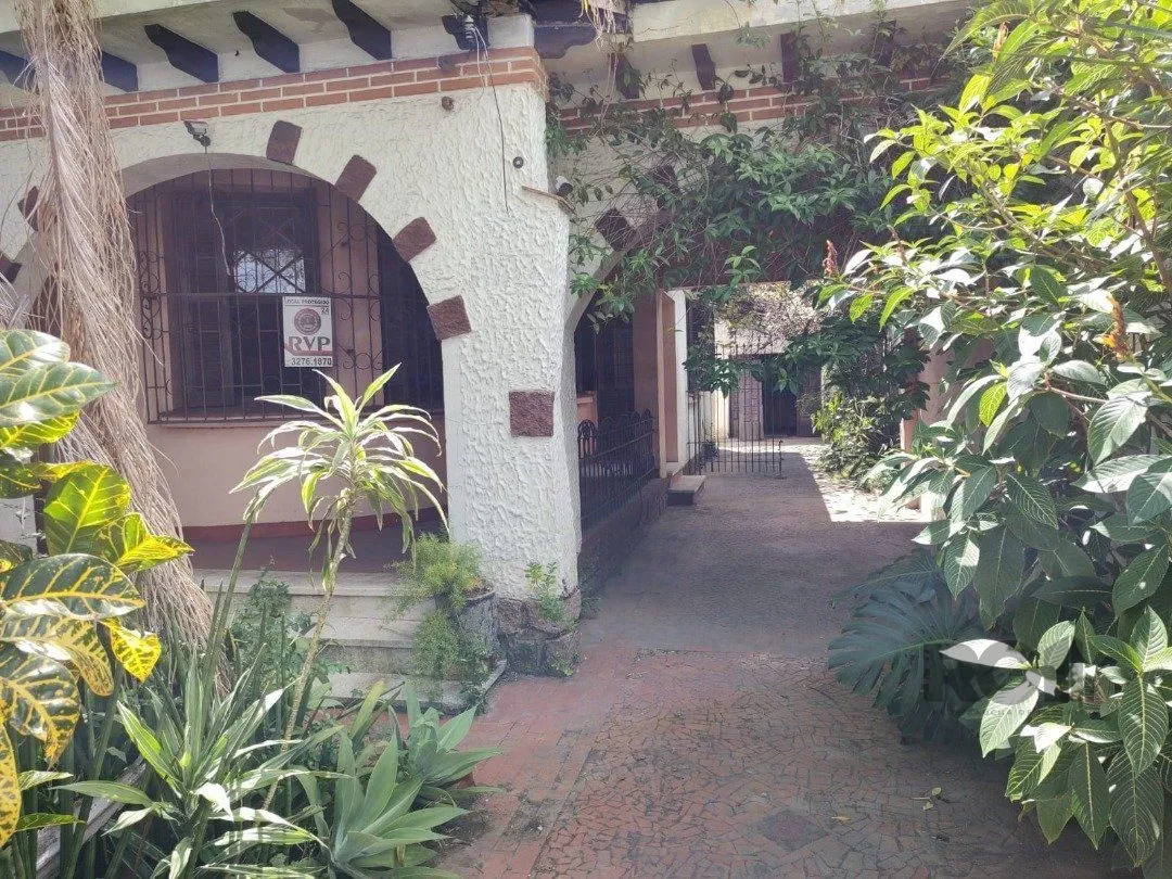 Imagem Casa comercial térrea na Av. Aparício Borges - bairro Teresópolis