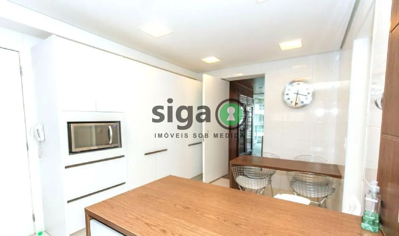 Imagem APARTAMENTO COM 233M² PARA VENDA COM 3 DORMITORIOS NA RUA CONDE DE PORTO ALEGRE CAMPO BELO