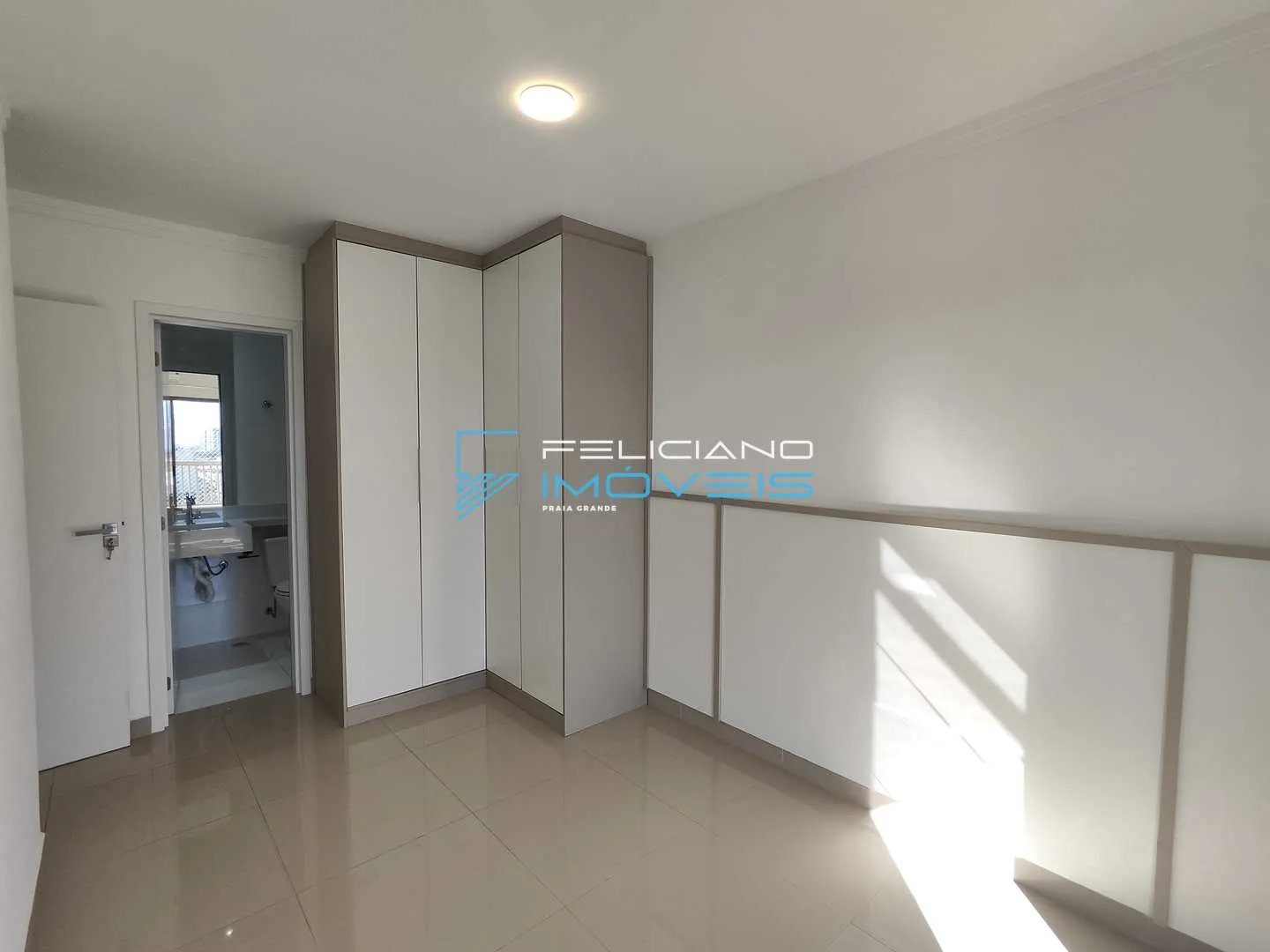 Imagem Apartamento com 2 quartos, Canto do Forte, Praia Grande - R$ 645 mil, Cod: 6126