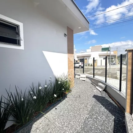 Imagem Geminado de esquina | Três Rios do Norte | 3 quartos (1 suíte) | 118m²