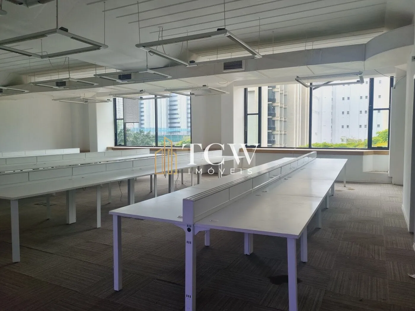 Foto do imóvel Conjunto Comercial Mobiliado para Locação | 375 m² | Berrini, São Paulo/SP