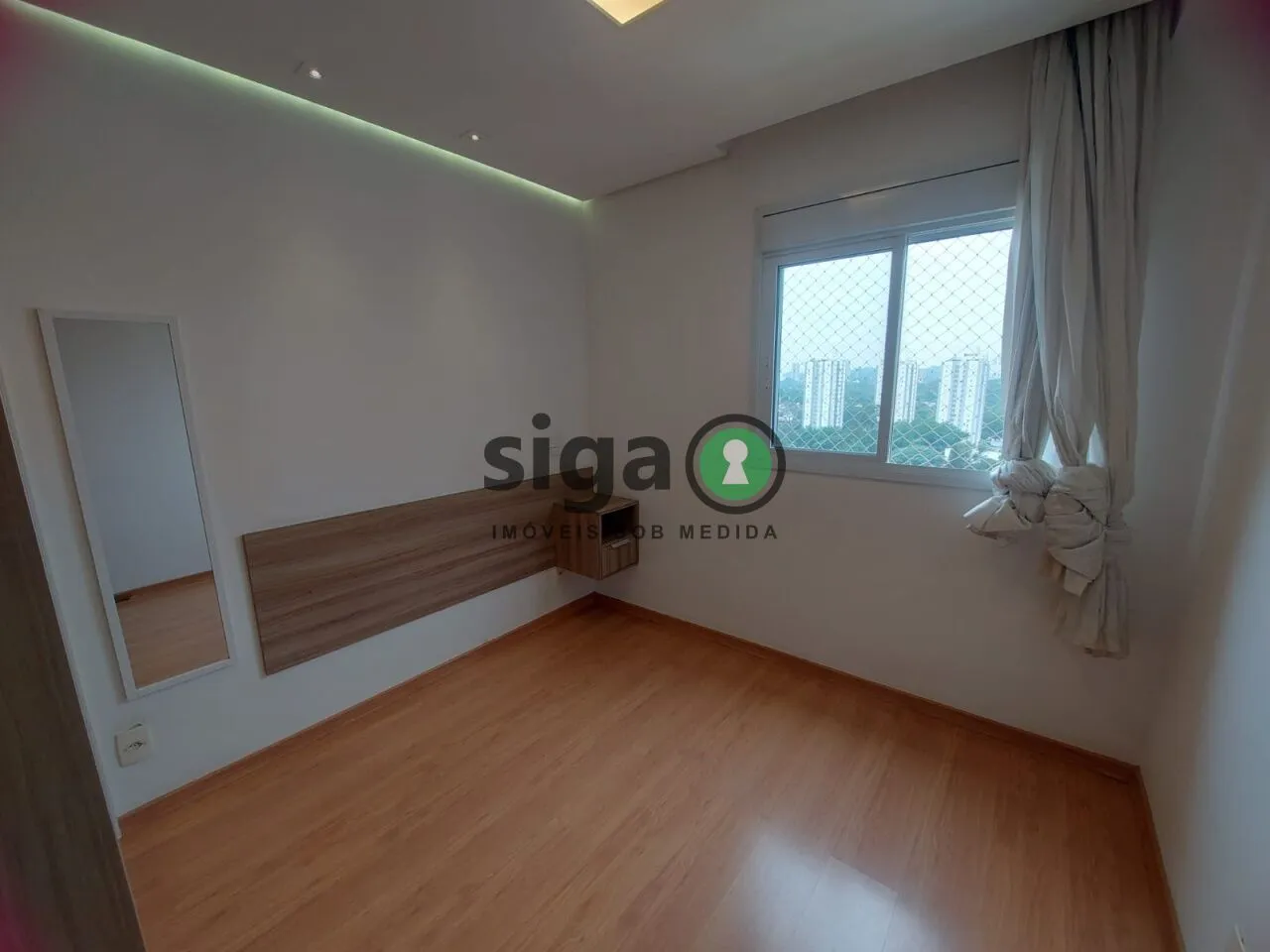 Imagem Apartamento para alugar com 01 dormitório e vaga- Square 2