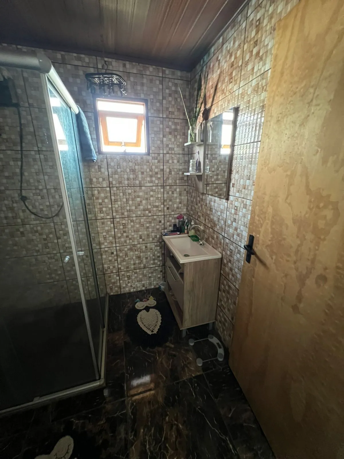 Imagem Belíssima Casa no bairro Restinga 2 Dormitórios sendo um uma suite