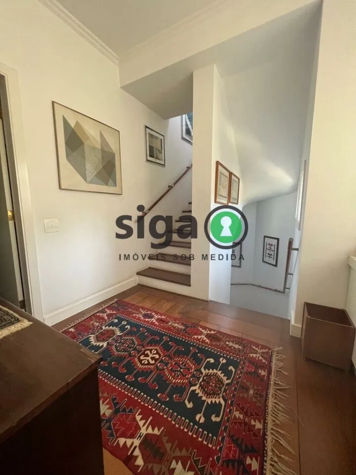Imagem Casa a venda em condomínio fechado no Morumbi, de 420m, 3 quartos e 3 vagas.