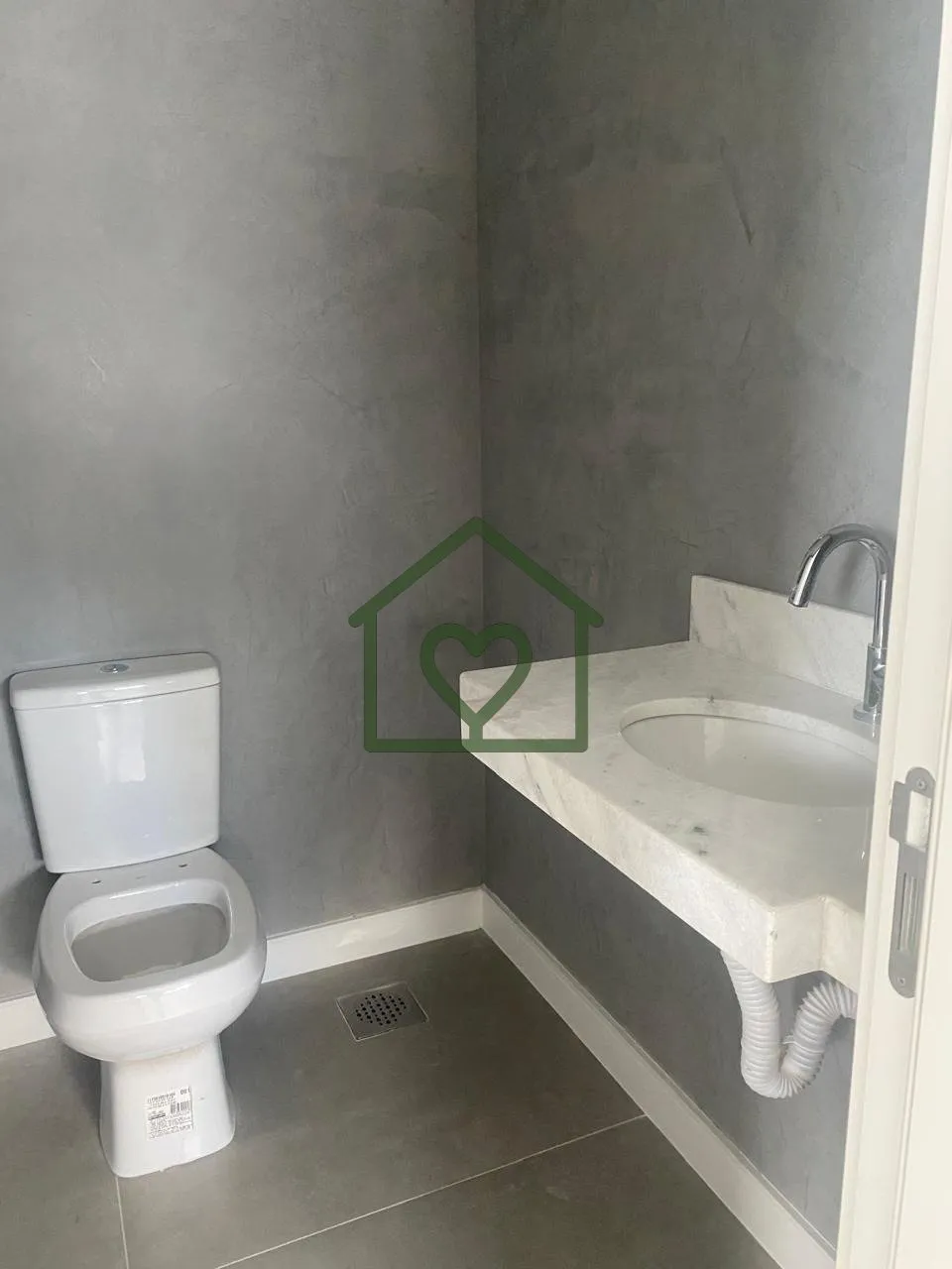 Imagem Excelente apartamento à VENDA no Bairro Chácara das Pedras!
Imóvel NOVO (nunca habitado), com 2 d...