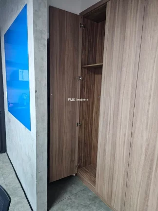Imagem Conjunto Comercial à Venda em São Paulo-SP na Água Branca: 1 sala, 1 vaga, 47m²!