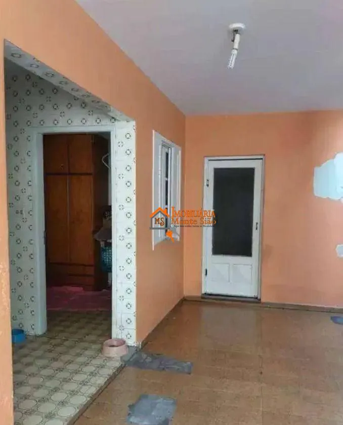 Imagem Sobrado com 4 dormitórios à venda, 176 m² por R$ 800.000,00 - Vila Augusta - Guarulhos/SP