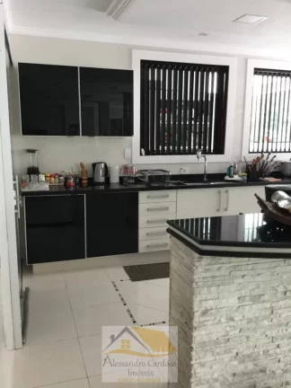 Imagem Vendo Sítio com 54 mil mts² próximo ao Centro de Volta Redonda