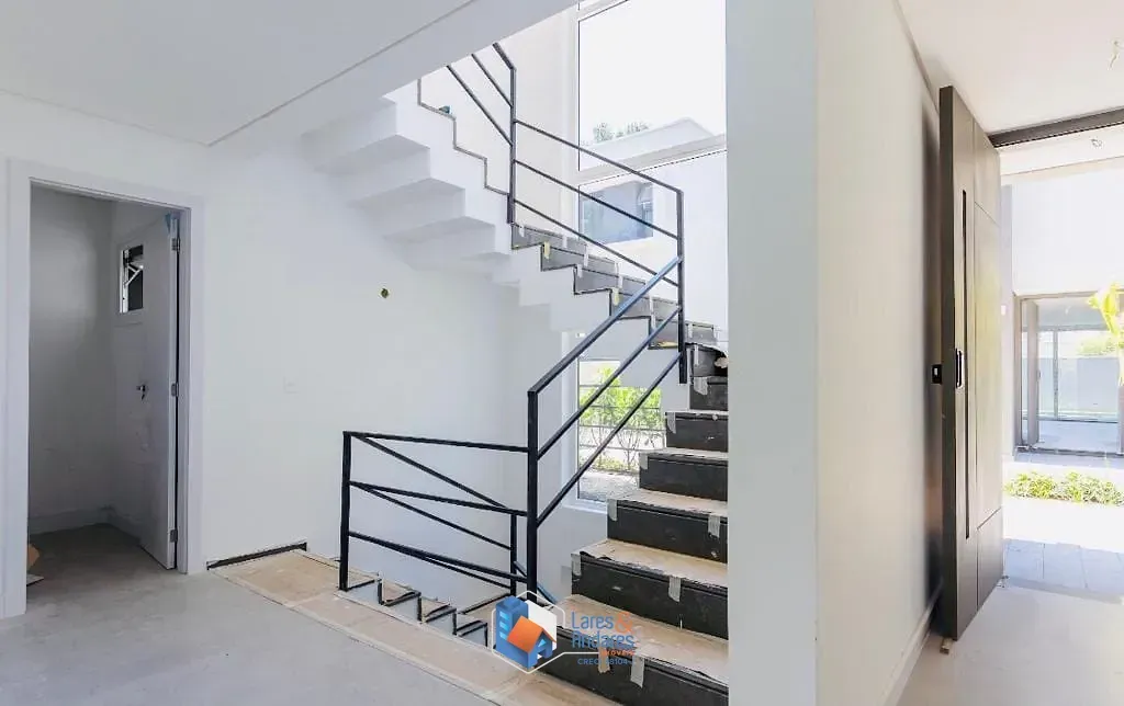 Imagem Casa em condomínio para venda em Campo Belo com 4 quartos, sendo 4 suítes, 401.12m²