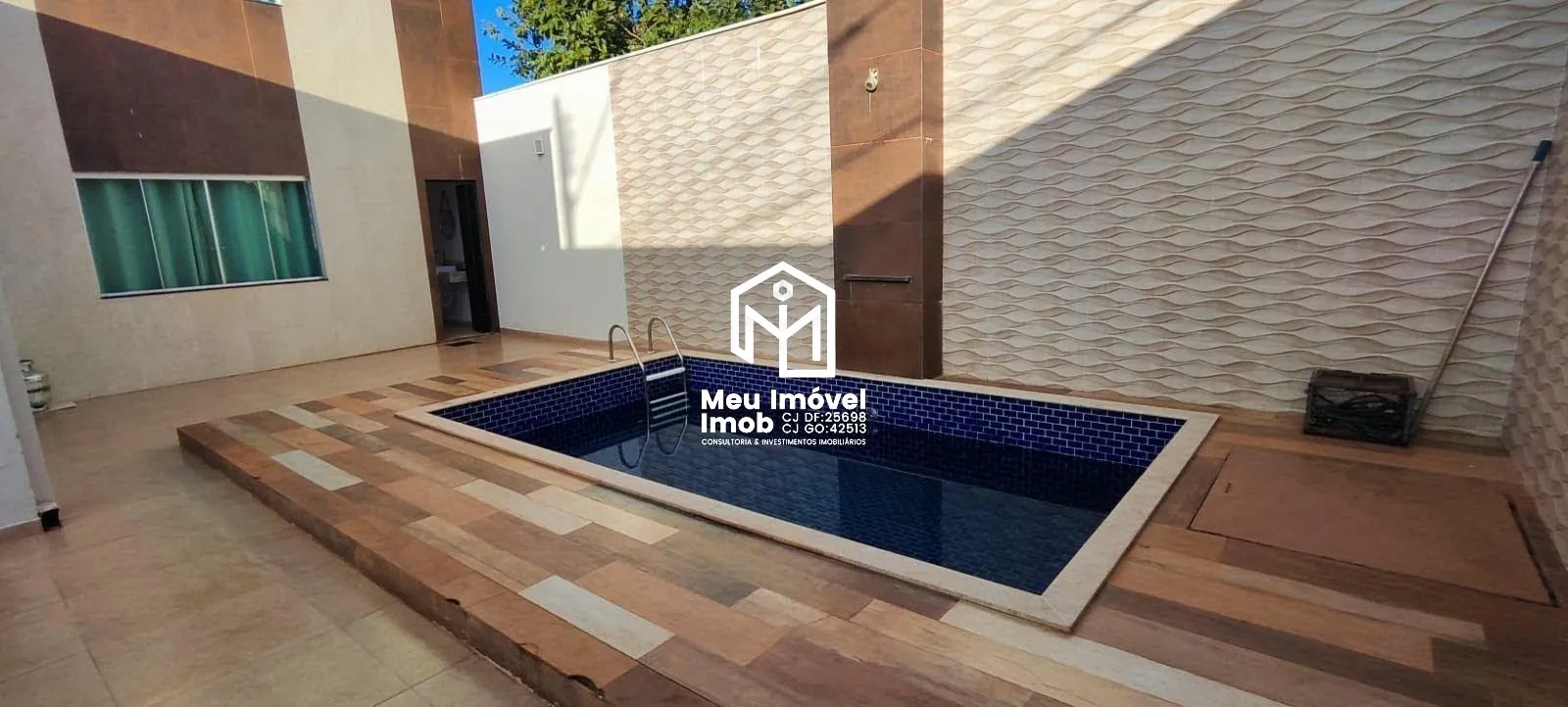 Imagem Casa 03 Quartos 3 Suítes 3 Vagas 200m² Sobradinho/DF