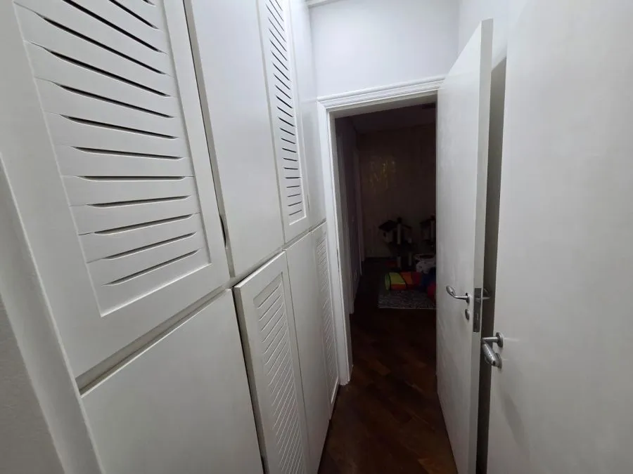 Imagem Excelente Oportunidade de Alto Padrão com 188 m2 .4 dorm.