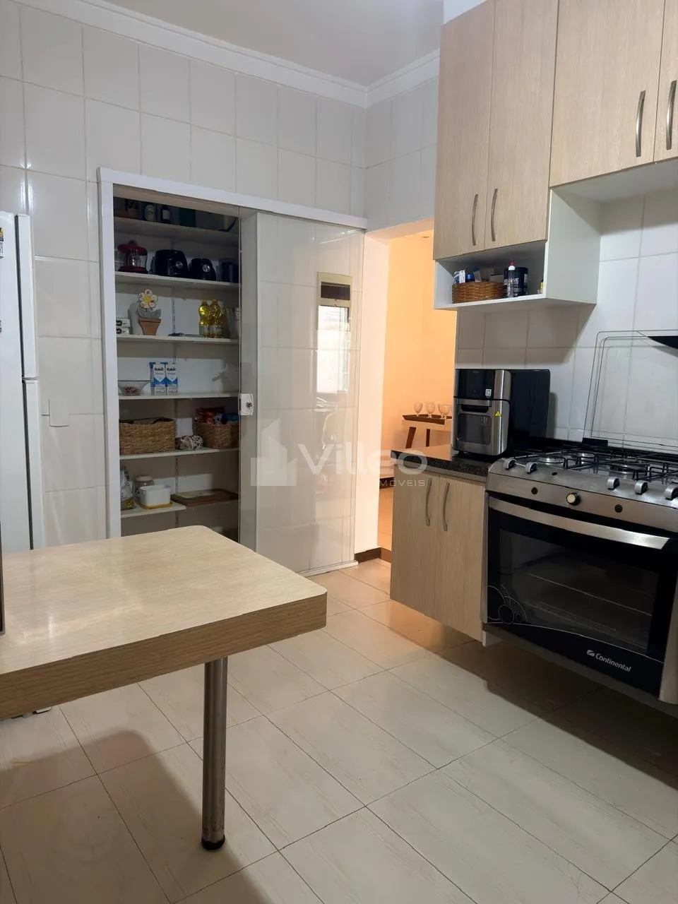 Imagem Apresentamos esta excelente casa à venda no Condomínio Meliá, na Vila Jardini, uma das regiões m...