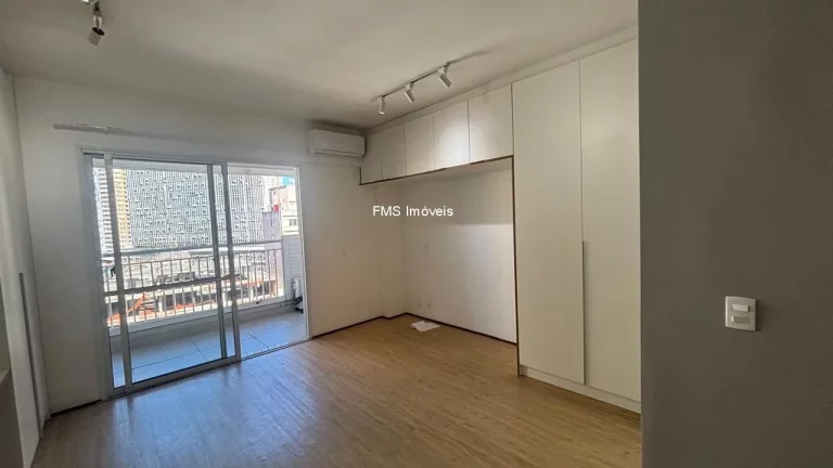 Imagem Apartamento à venda no Centro de São Paulo-SP: 1 quarto, 1 sala, 1 banheiro, 1 vaga de garagem, 46m² de área.