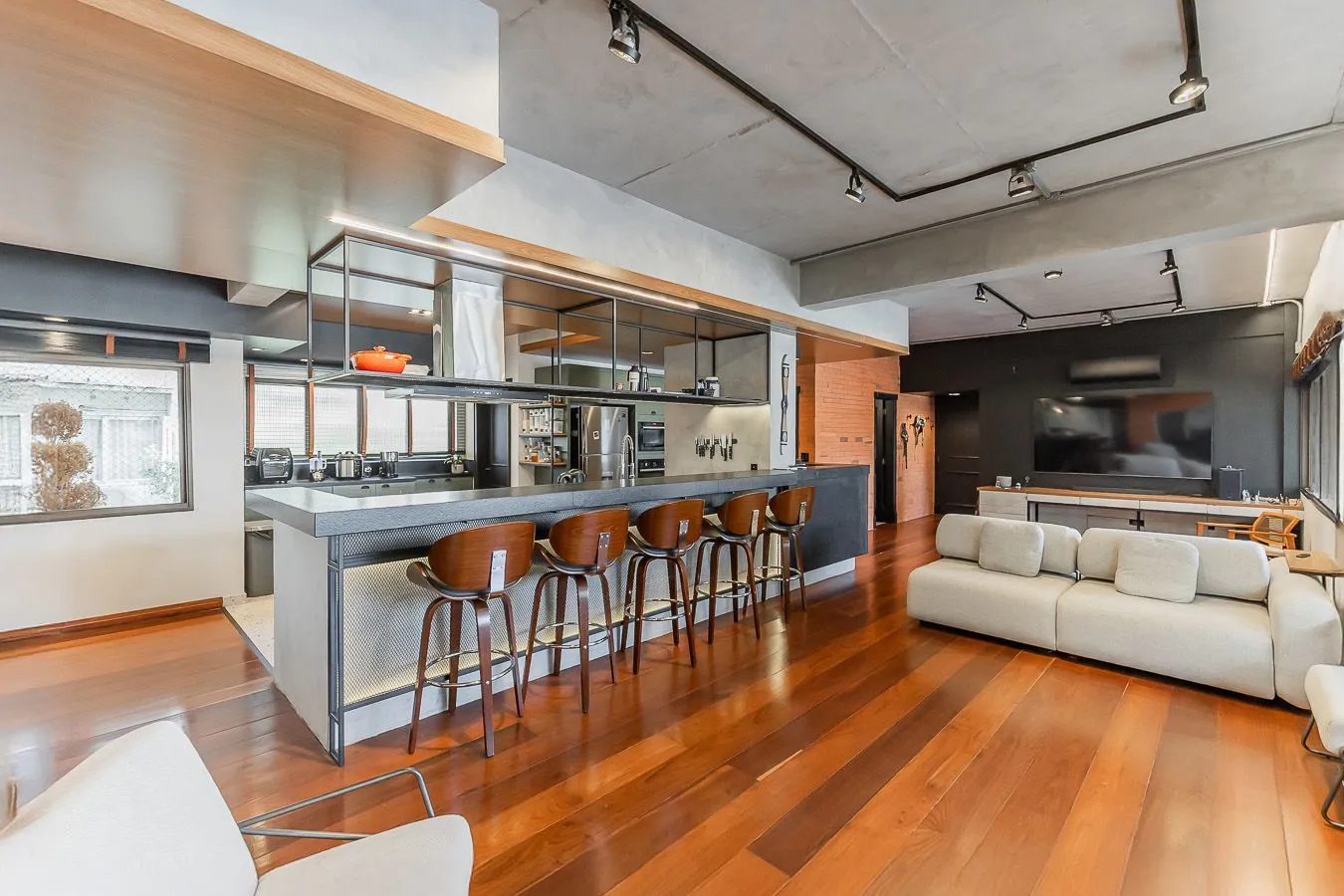 Imagem Apartamento 3 dormitórios, 3 vagas e 259 m² no bairro Auxiliadora.