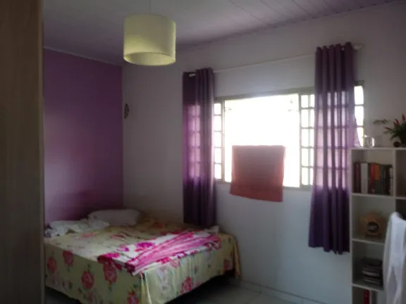Imagem Casa com 3 Quartos à Venda, 210 m² em Parque Flamboyant - Goiânia