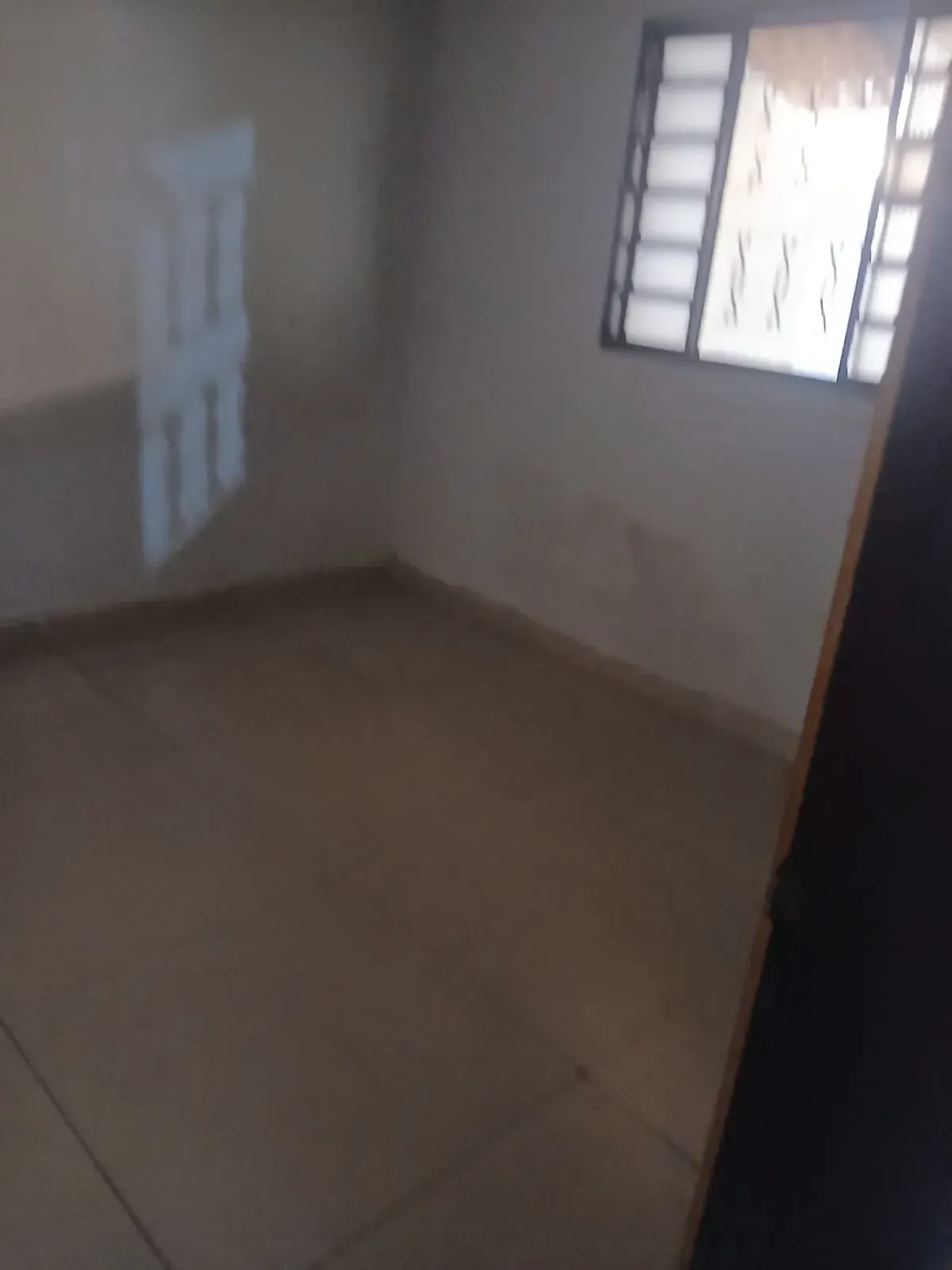 Imagem Casa com 3 Quartos à Venda, 200 m² em Jardim São José - Goiânia
