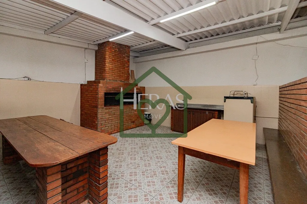 Imagem Amplo apartamento mobiliado, com 116 m² de área privativa; - 3 dormitórios amplos com ar condicio...