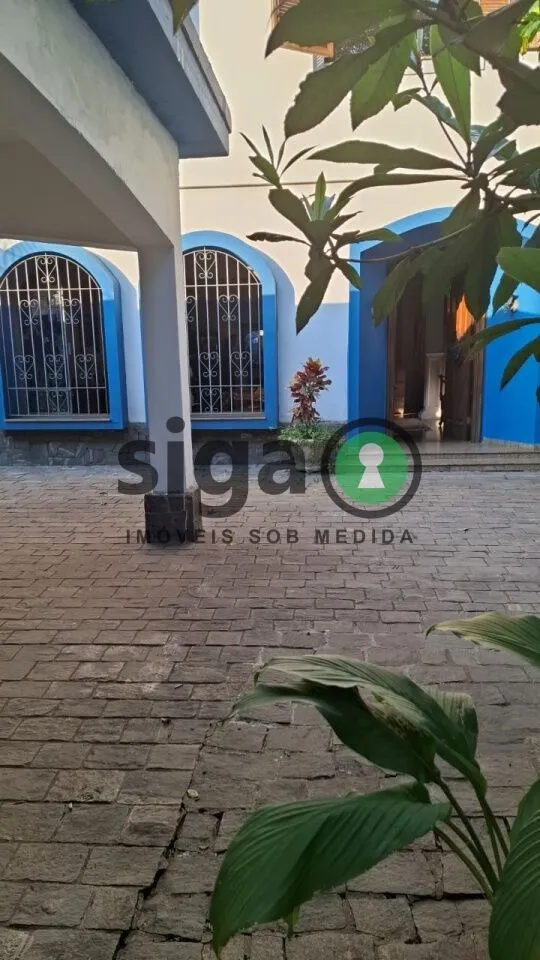 Imagem CASA IMPONENTE À VENDA NO BROOKLIN | 500 M² DE TERRENO | PISCINA