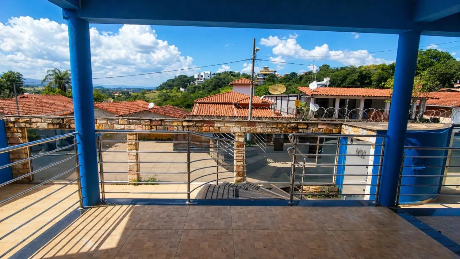 Imagem Apresentamos está excelente residência em Brumadinho, i