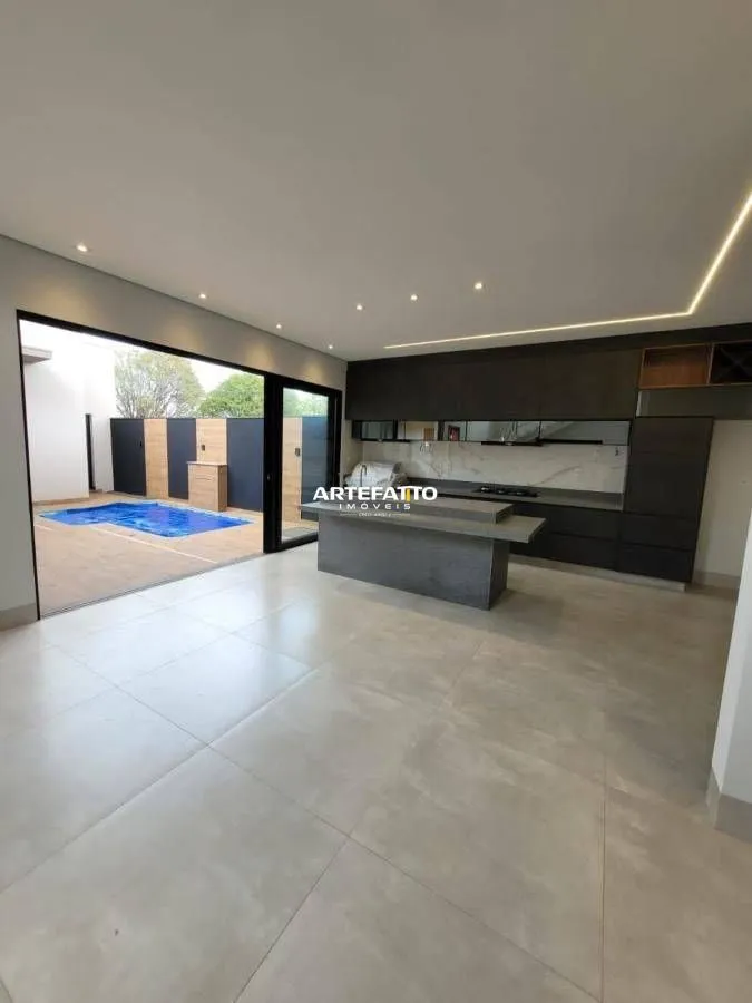 Imagem Casa de condomínio à venda, no Villa Toscana, com 4 suítes.