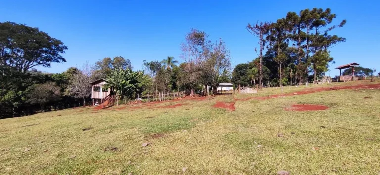 Imagem Chácara à venda em Cascavel - Área Rural com Energia Elétrica e Rio