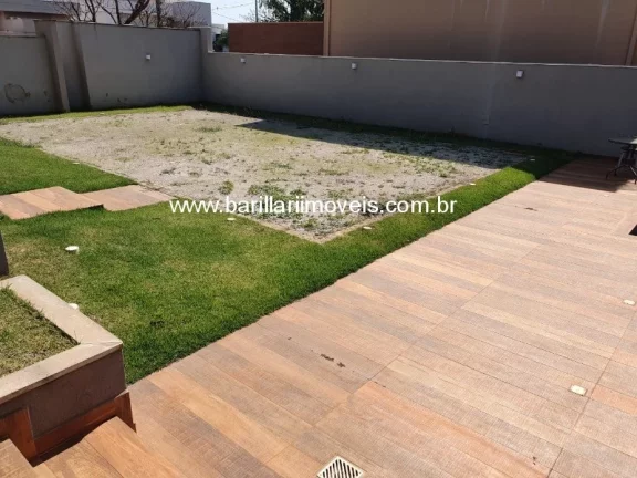 Imagem Maravilhoso Sobrado Residencial em Condominio
