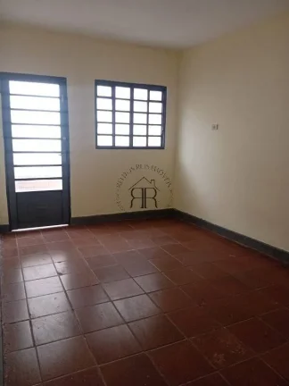 Imagem Casa à venda no bairro Jardim Egle
Imóvel amplo, ideal para moradia ou investimento, com terreno g...