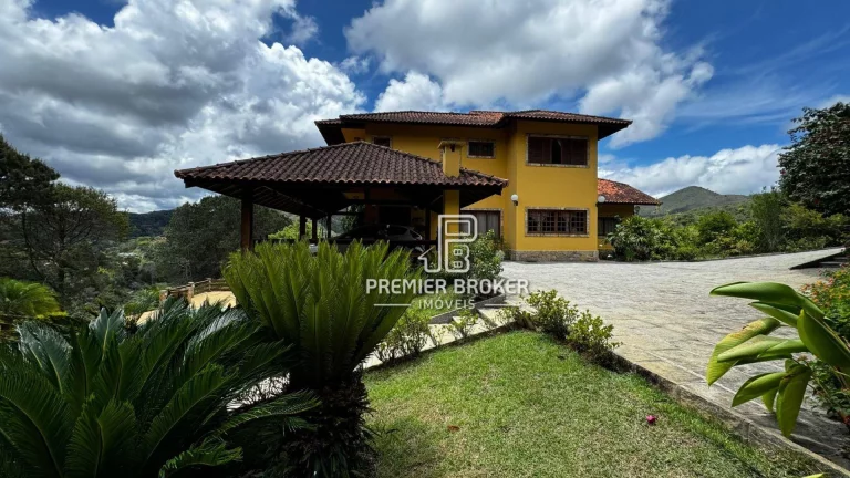 Foto do imóvel Casa com 5 dormitórios à venda, 450 m² por R$ 1.979.000,00 - Albuquerque - Teresópolis/RJ