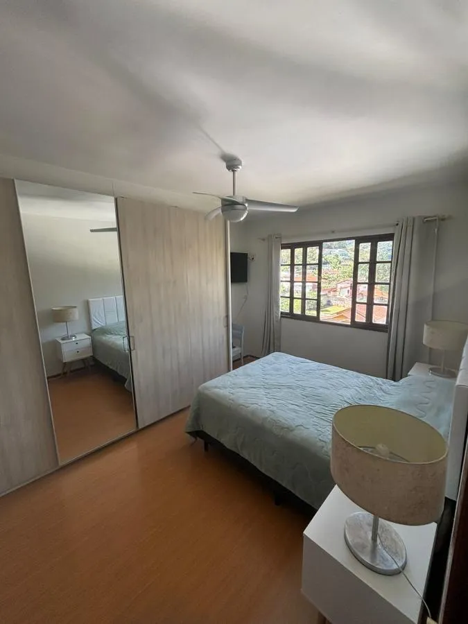 Imagem Casa em Condomínio para Venda em Teresópolis / RJ no bairro Santa Cecília