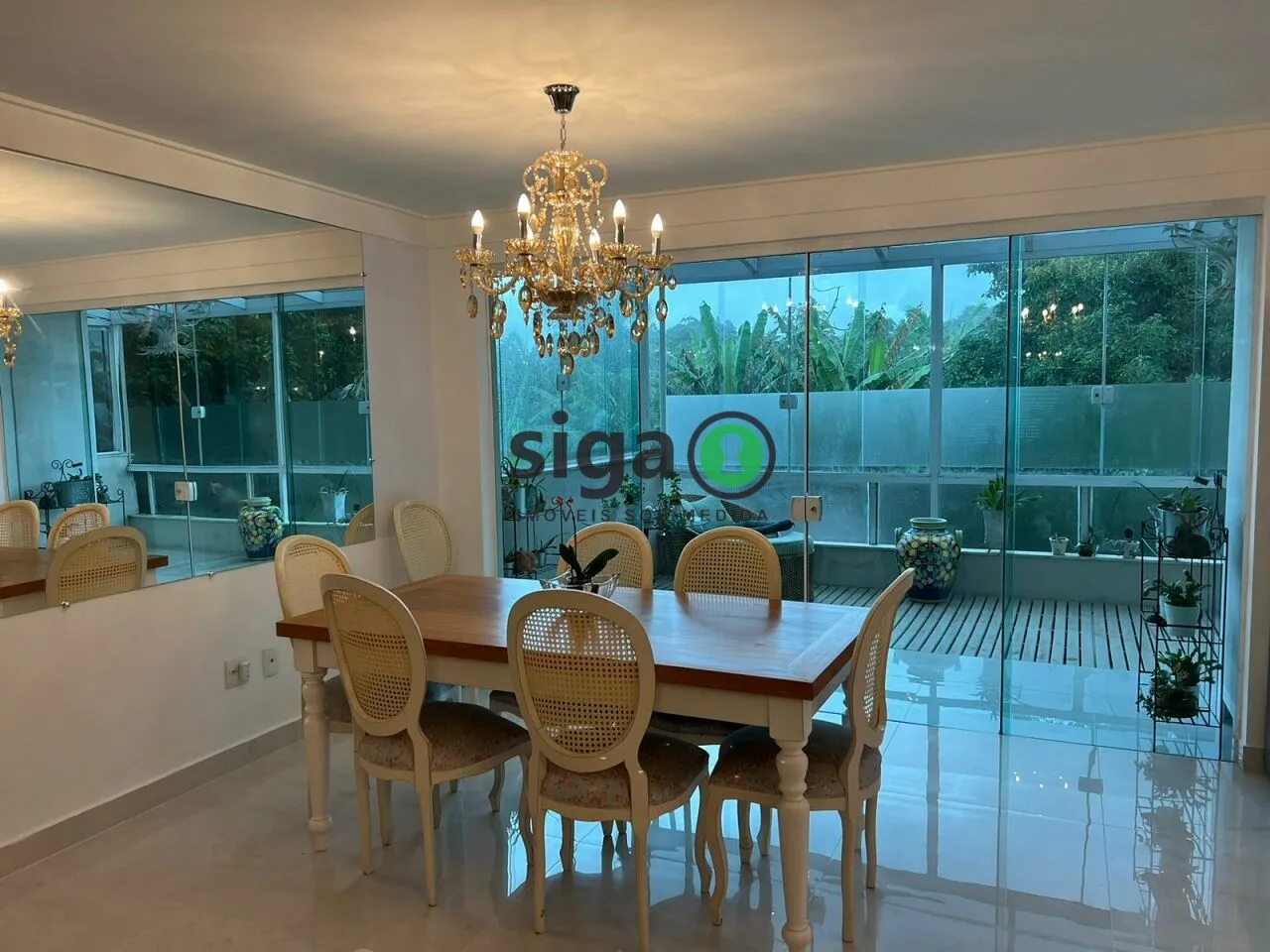 Imagem Casa de Luxo à Venda - Condomínio Bellagio -Campo Belo