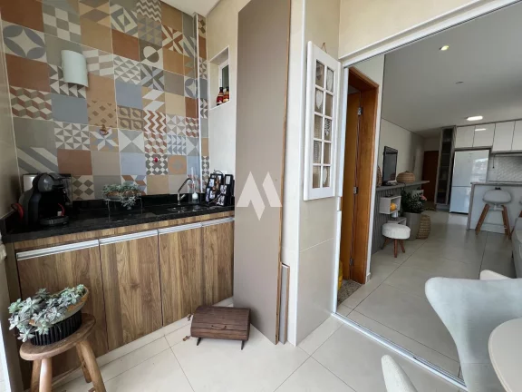 Imagem Casa à venda com 2 dormitórios e 1 suite - Embaré / Santos
