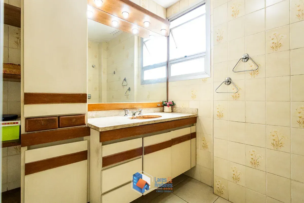Imagem Apartamento para venda em Campo Belo com 3 quartos, sendo 1 suíte, 192m²