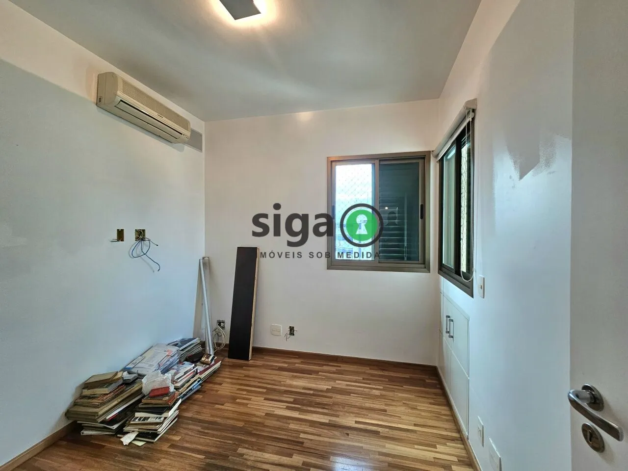 Imagem Apartamento 147 metros 3 suítes 3 vagas e depósito com localização estratégica no Campo Belo