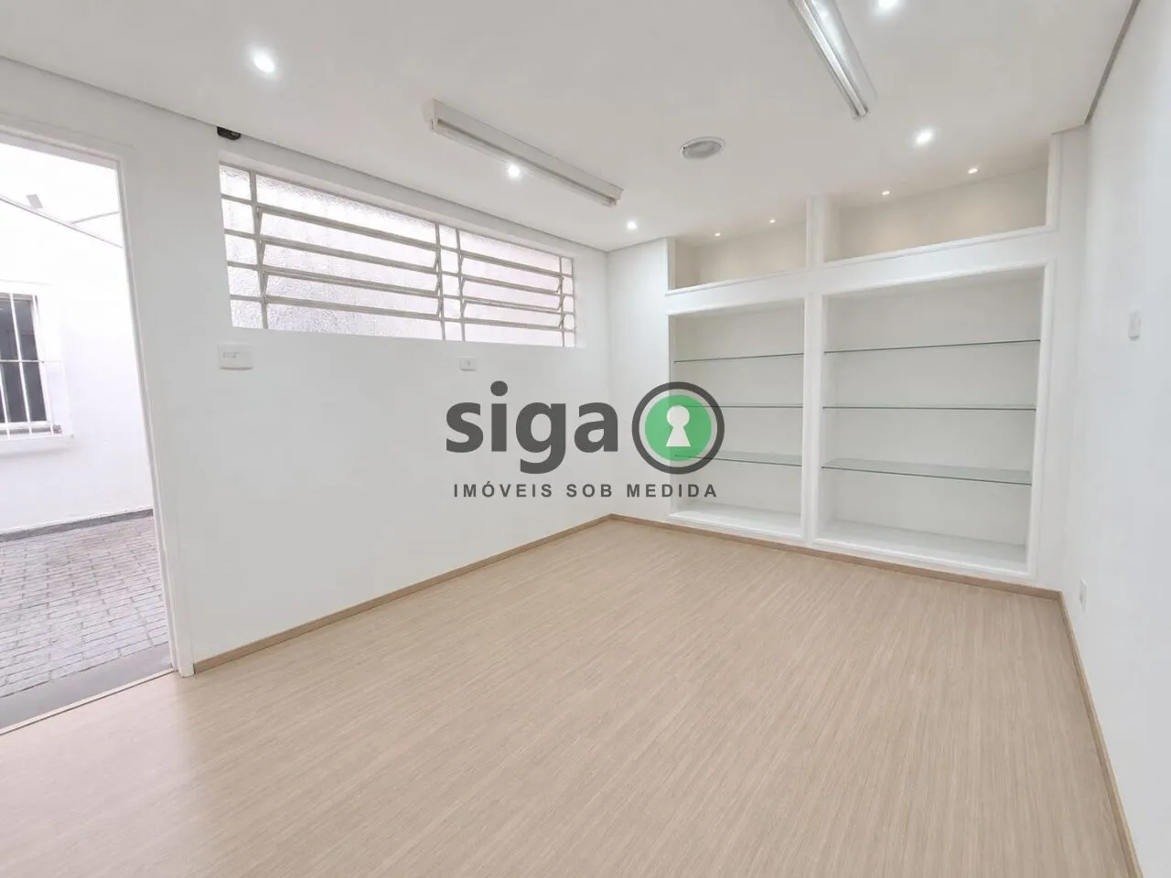 Imagem CASA COMERCIAL 290 METROS PARA LOCAÇÃO NO ITAIM