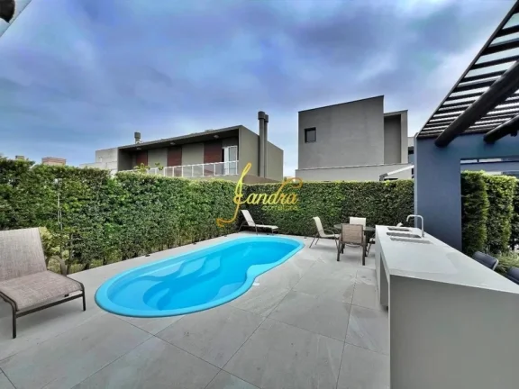 Imagem Belíssimo sobrado Las Dunas mobiliado e decorado piscina aquecida